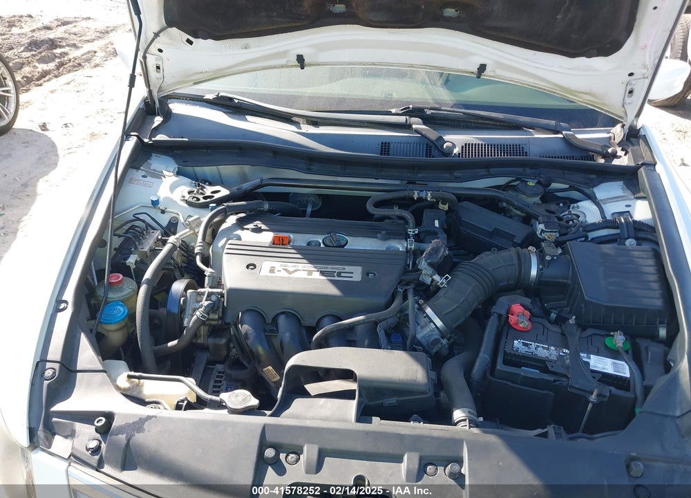 2009 HONDA ACCORD VIN: 1HGCP26899A032987