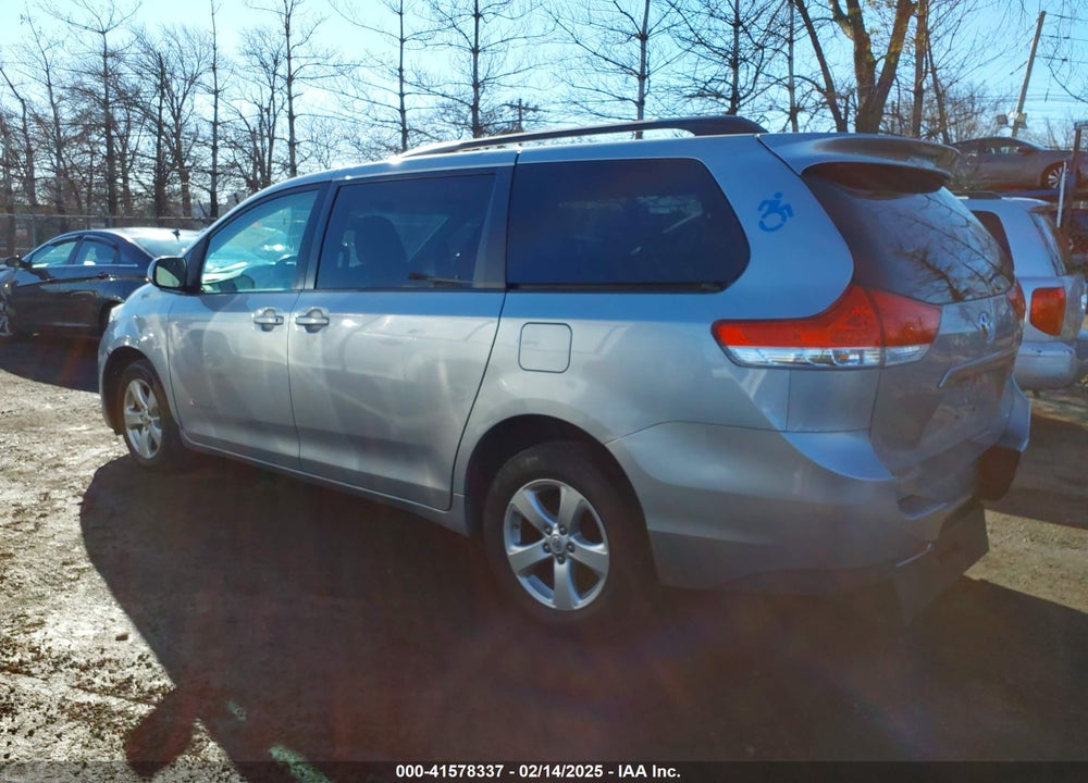 2014 TOYOTA SIENNA LE V6 7 PASSENGER MOBILITY VIN: 5TDKK3DC0ES467514