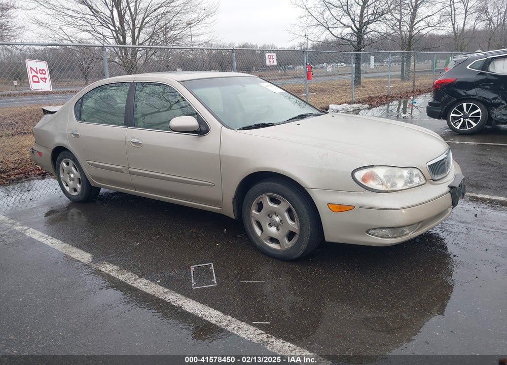2001 INFINITI I30 LUXURY VIN: JNKCA31A11T037639