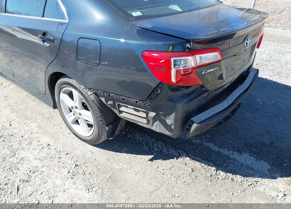 2014 TOYOTA CAMRY SE VIN: 4T1BF1FK9EU868449
