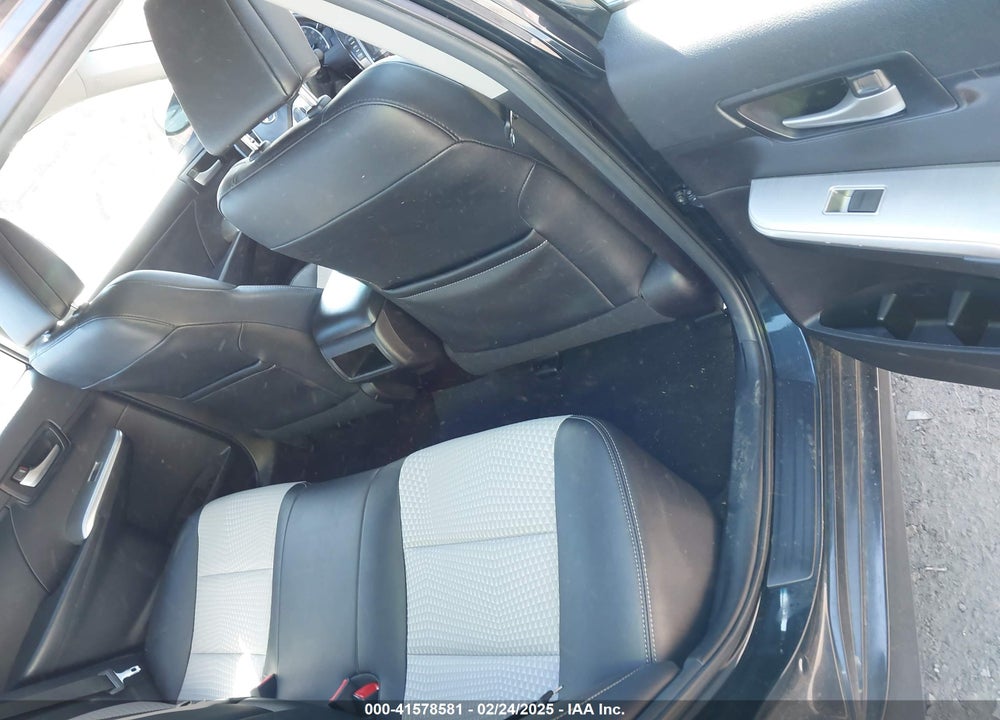 2014 TOYOTA CAMRY SE VIN: 4T1BF1FK9EU868449