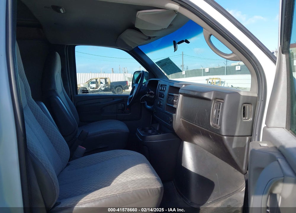 2008 CHEVROLET EXPRESS WORK VAN VIN: 1GCGG25C181170530
