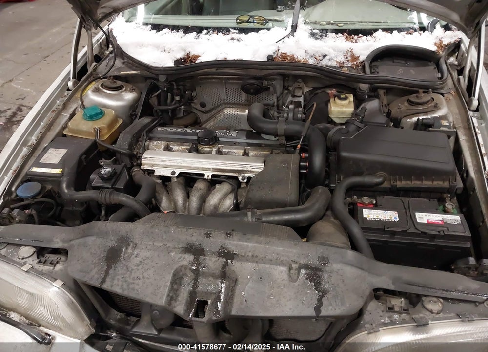 1998 VOLVO V70 GLT VIN: YV1LW5671W2510538