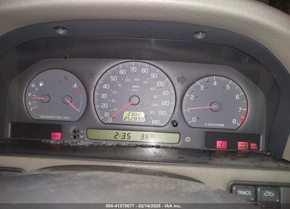 1998 VOLVO V70 GLT VIN: YV1LW5671W2510538