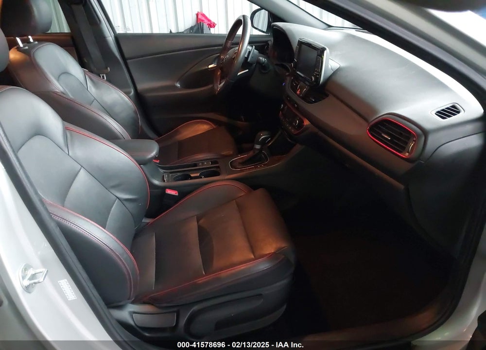 2018 HYUNDAI ELANTRA GT VIN: KMHH55LC8JU033485