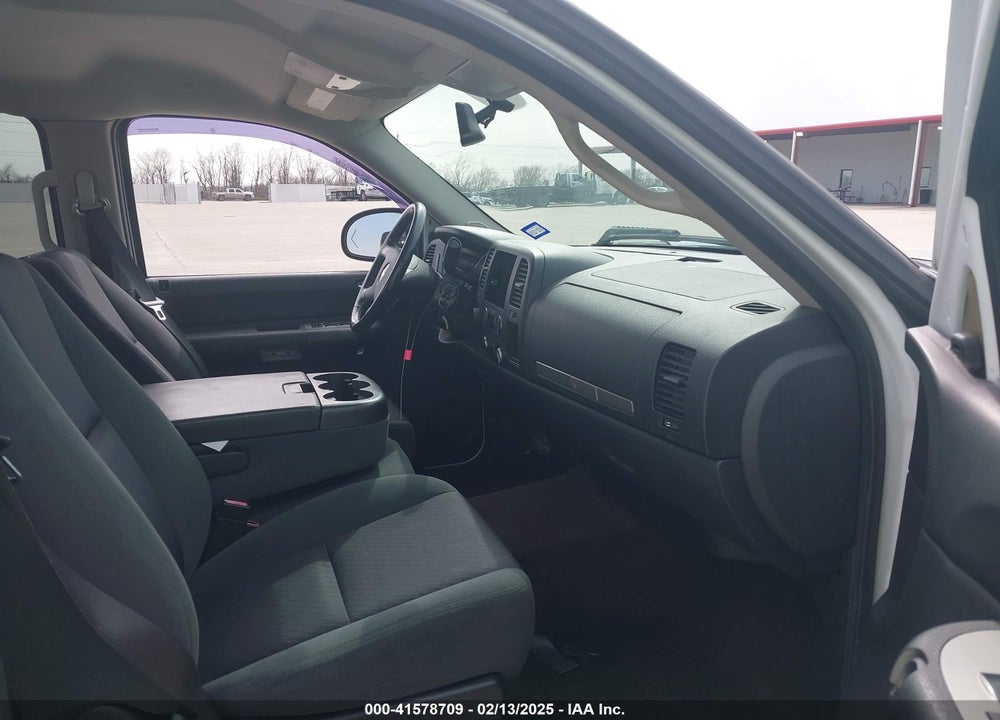 2009 CHEVROLET SILVERADO 1500 LT VIN: 3GCEK23389G149332