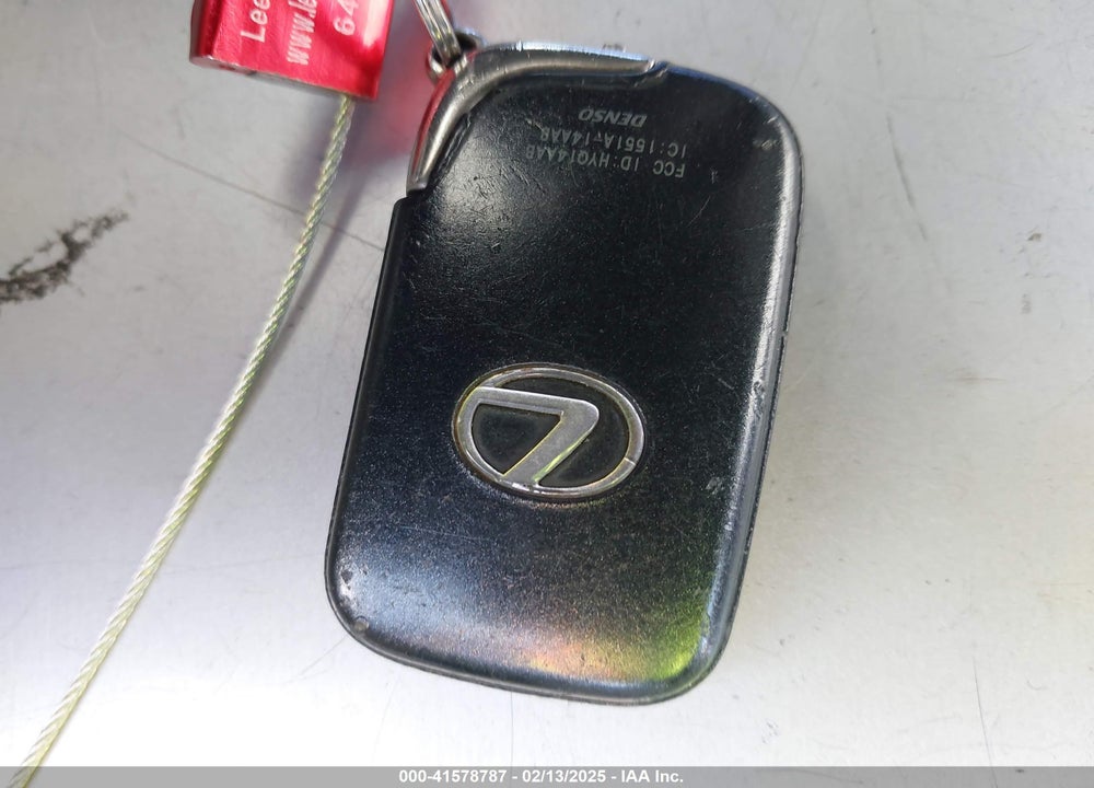 2006 LEXUS IS 350 VIN: JTHBE262062006102