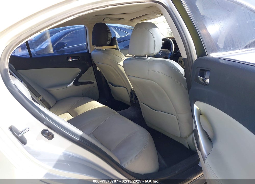 2006 LEXUS IS 350 VIN: JTHBE262062006102