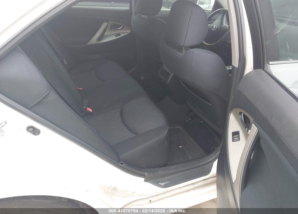 2011 TOYOTA CAMRY SE VIN: 4T1BF3EKXBU700022