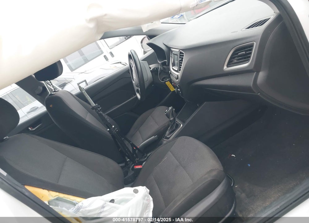 2019 HYUNDAI ACCENT VIN: 3KPC24A3XKE068551