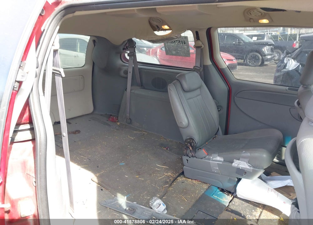2005 CHRYSLER TOWN & COUNTRY TOURING VIN: 2C8GP54L75R472591