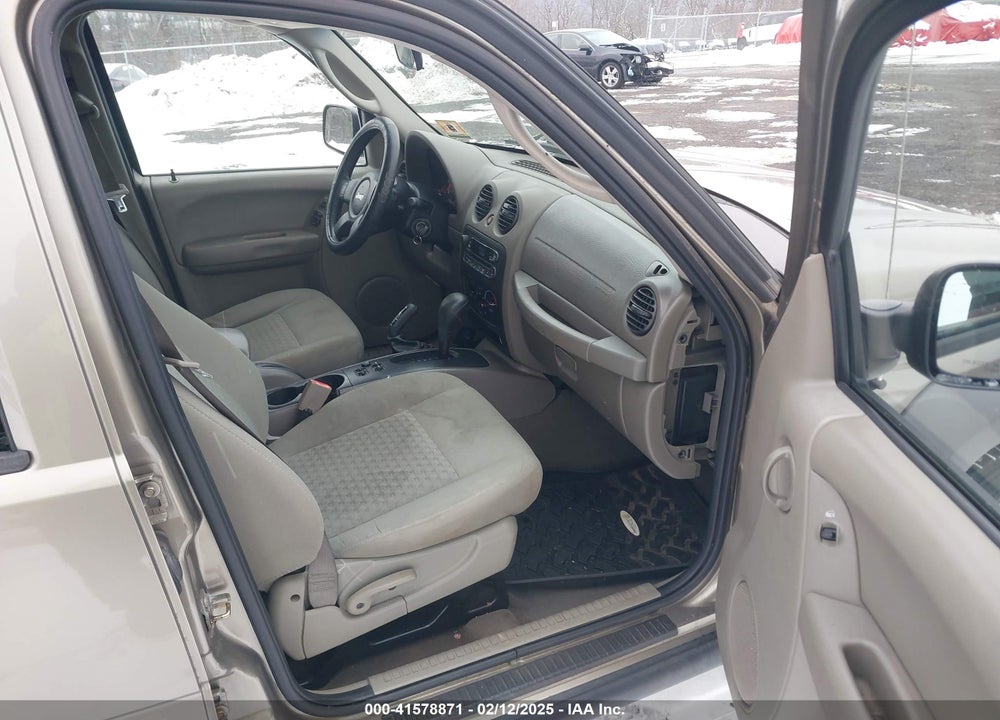 2007 JEEP LIBERTY SPORT VIN: 1J4GL48K77W632918