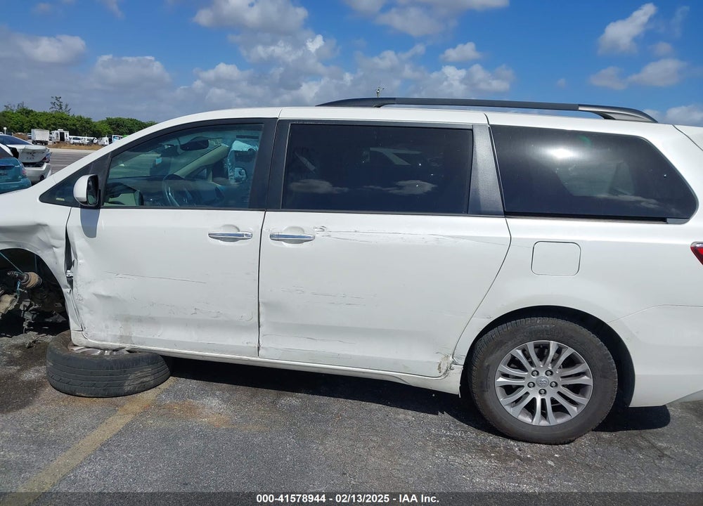 2017 TOYOTA SIENNA VIN: 5TDYZ3DC3HS899086