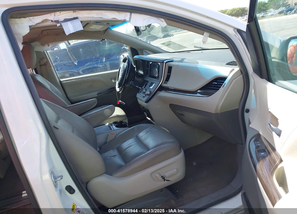 2017 TOYOTA SIENNA VIN: 5TDYZ3DC3HS899086