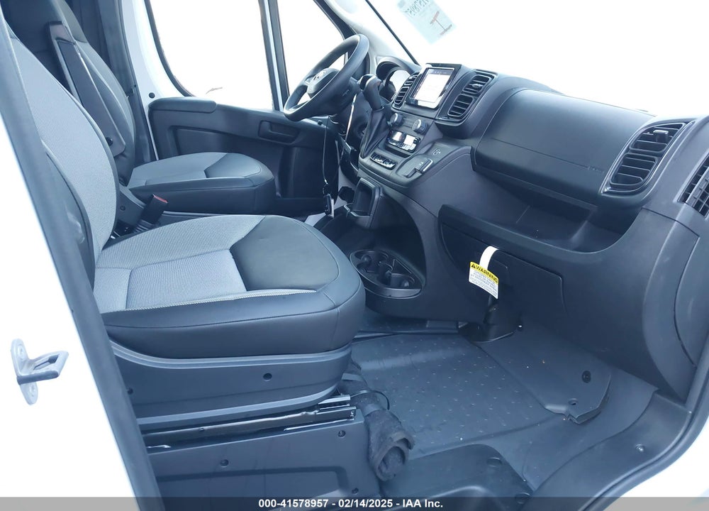 2025 RAM PROMASTER 2500 TRADESMAN HIGH ROOF 159 WB W/PASS SEAT VIN: 3C6LRVDG8SE518995