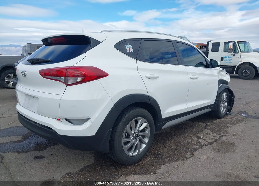 2018 HYUNDAI TUCSON SEL VIN: KM8J33A42JU727113