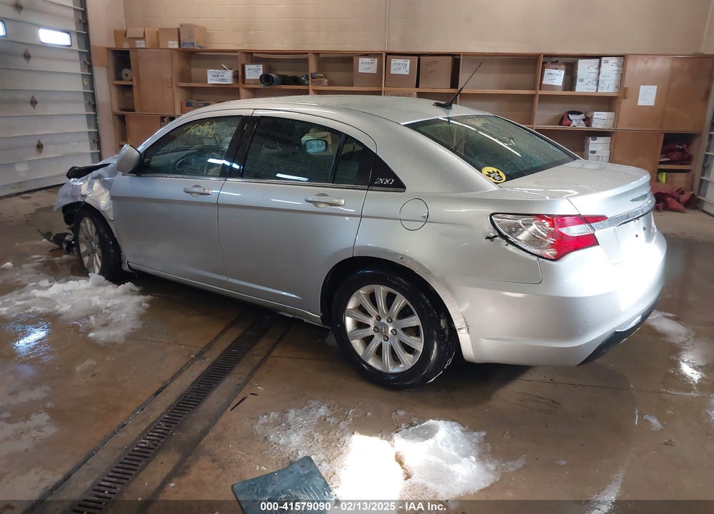 2011 CHRYSLER 200 TOURING VIN: 1C3BC1FB7BN511570