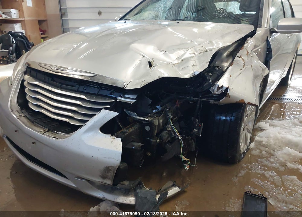 2011 CHRYSLER 200 TOURING VIN: 1C3BC1FB7BN511570