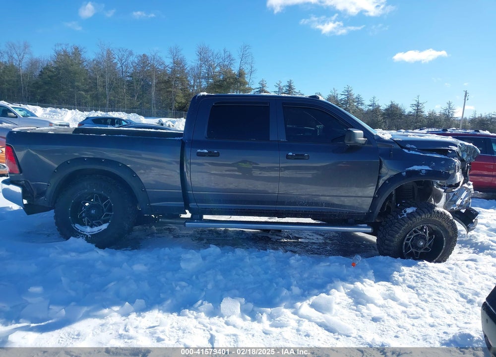 2018 RAM 2500 VIN: 3C6UR5CL3JG380790