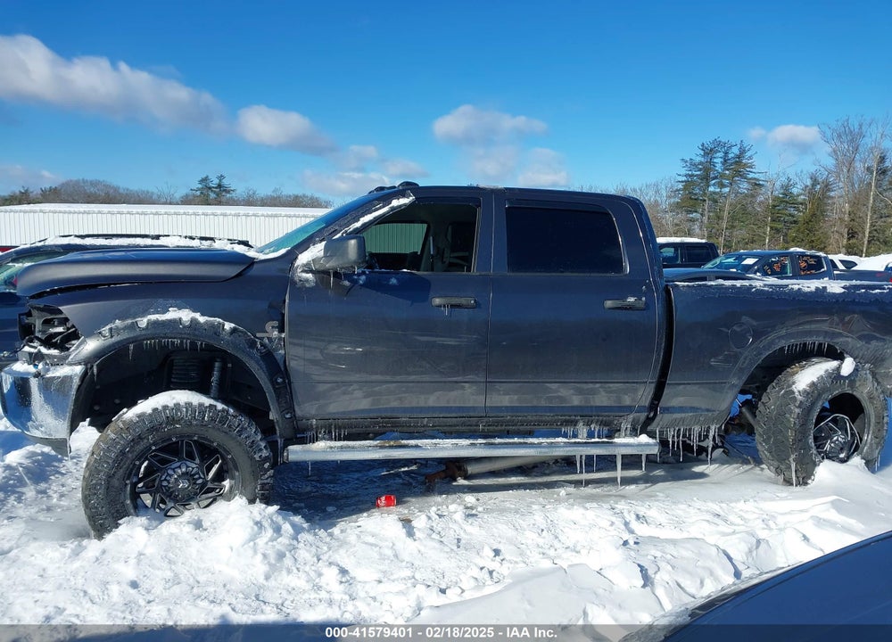 2018 RAM 2500 VIN: 3C6UR5CL3JG380790
