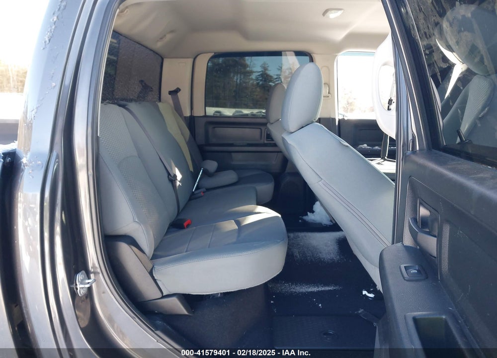 2018 RAM 2500 VIN: 3C6UR5CL3JG380790