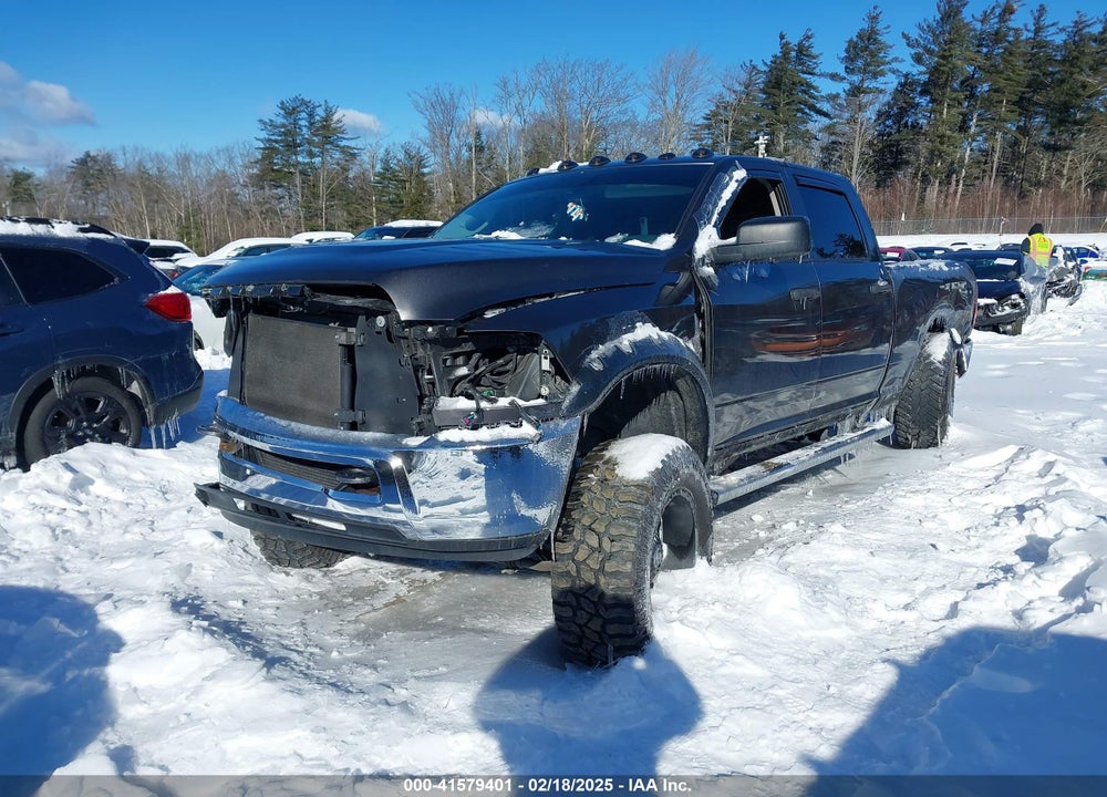 2018 RAM 2500 VIN: 3C6UR5CL3JG380790
