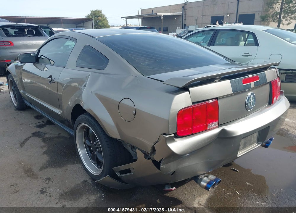 2005 FORD MUSTANG VIN: 1ZVFT80N755174568