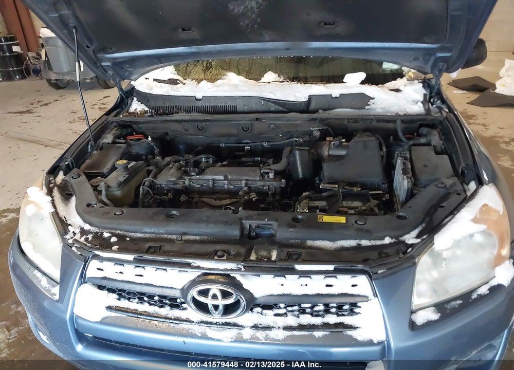 2009 TOYOTA RAV4 VIN: JTMBF33V095005425