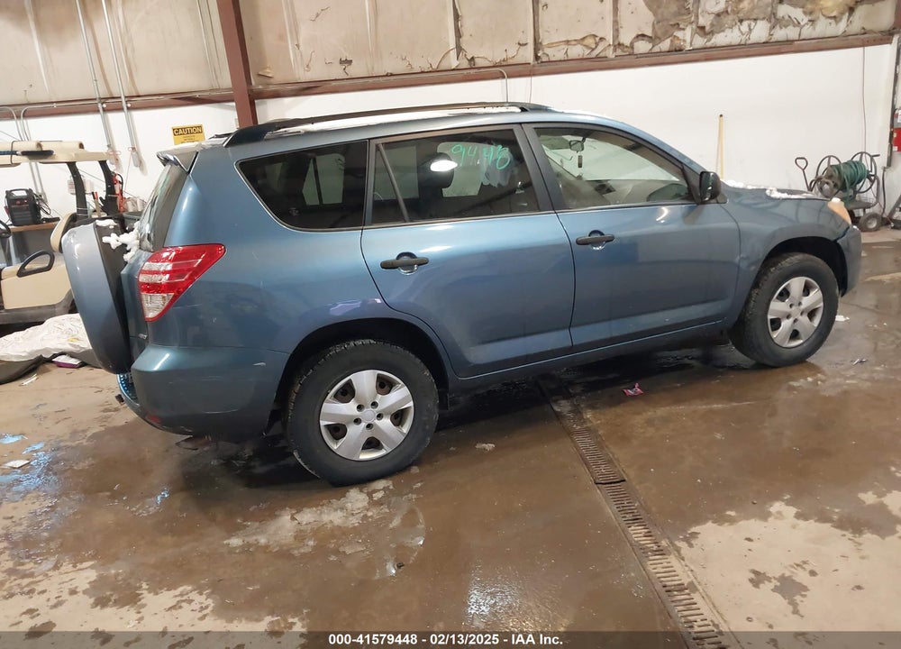 2009 TOYOTA RAV4 VIN: JTMBF33V095005425