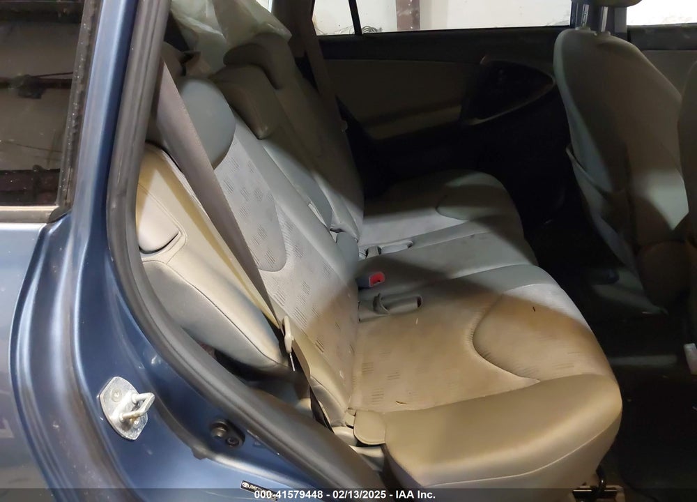 2009 TOYOTA RAV4 VIN: JTMBF33V095005425
