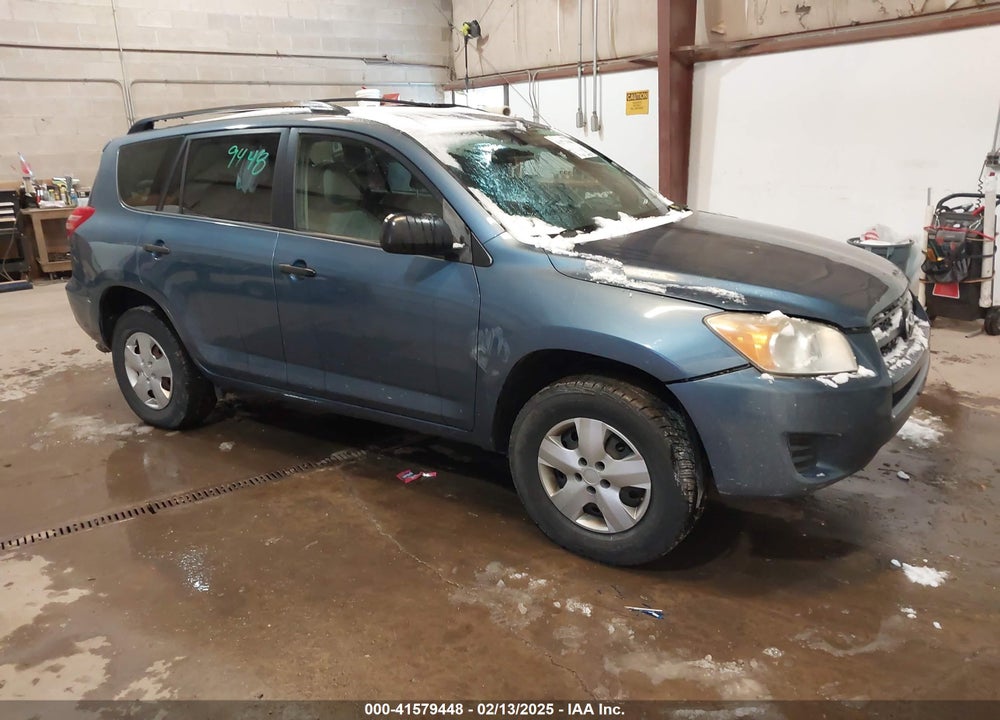 2009 TOYOTA RAV4 VIN: JTMBF33V095005425