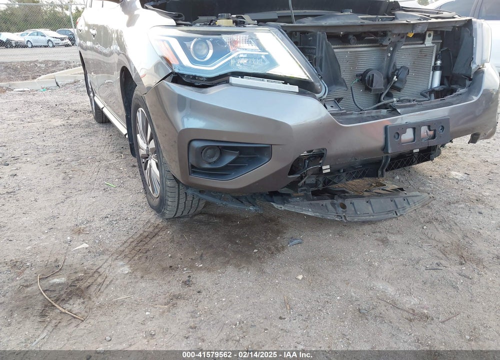 2019 NISSAN PATHFINDER S VIN: 5N1DR2MM2KC641289