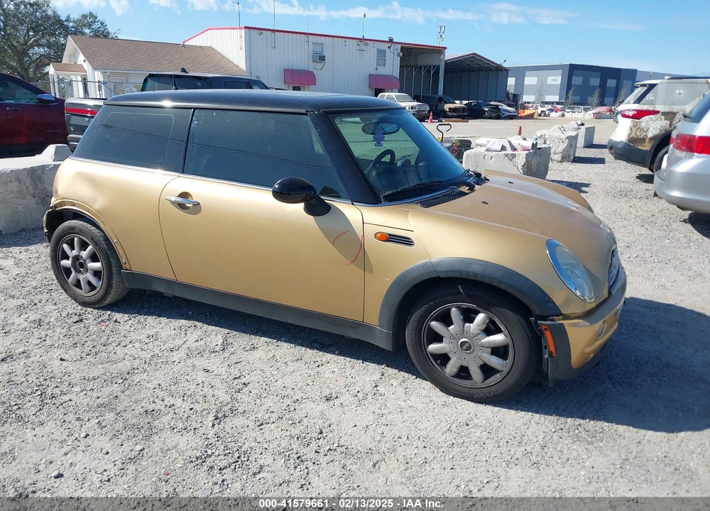 2003 MINI COOPER VIN: WMWRC33483TJ52087