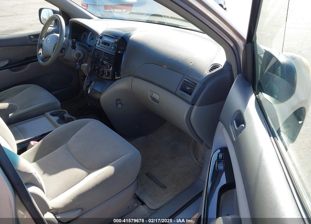 2005 TOYOTA SIENNA LE VIN: 5TDZA23C75S326176