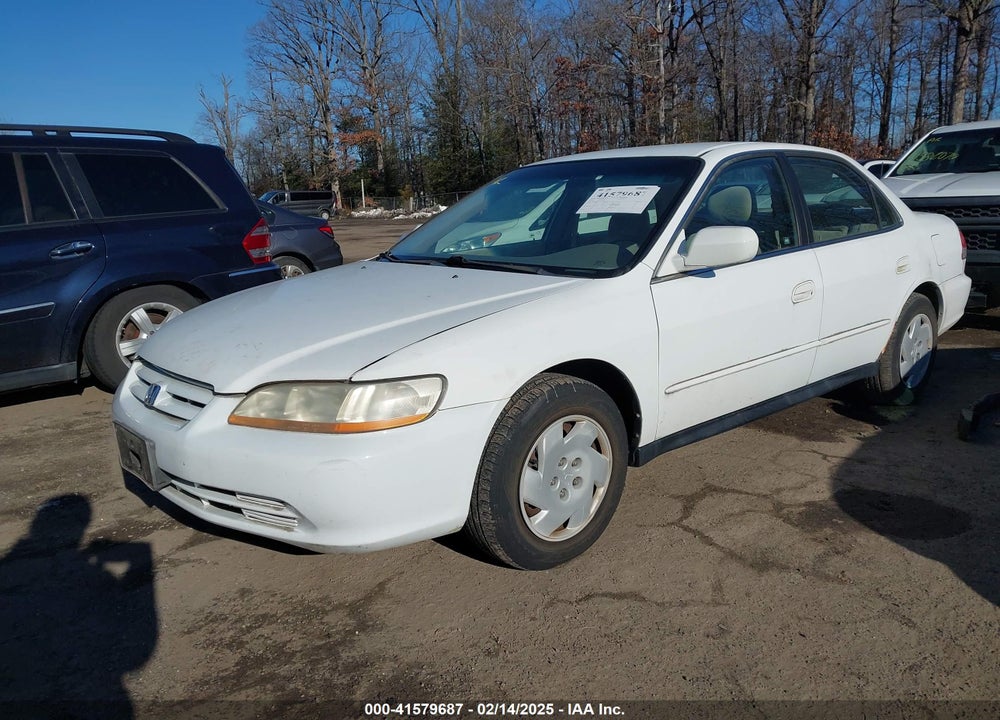 2001 HONDA ACCORD 3.0 LX VIN: 1HGCG16471A011048