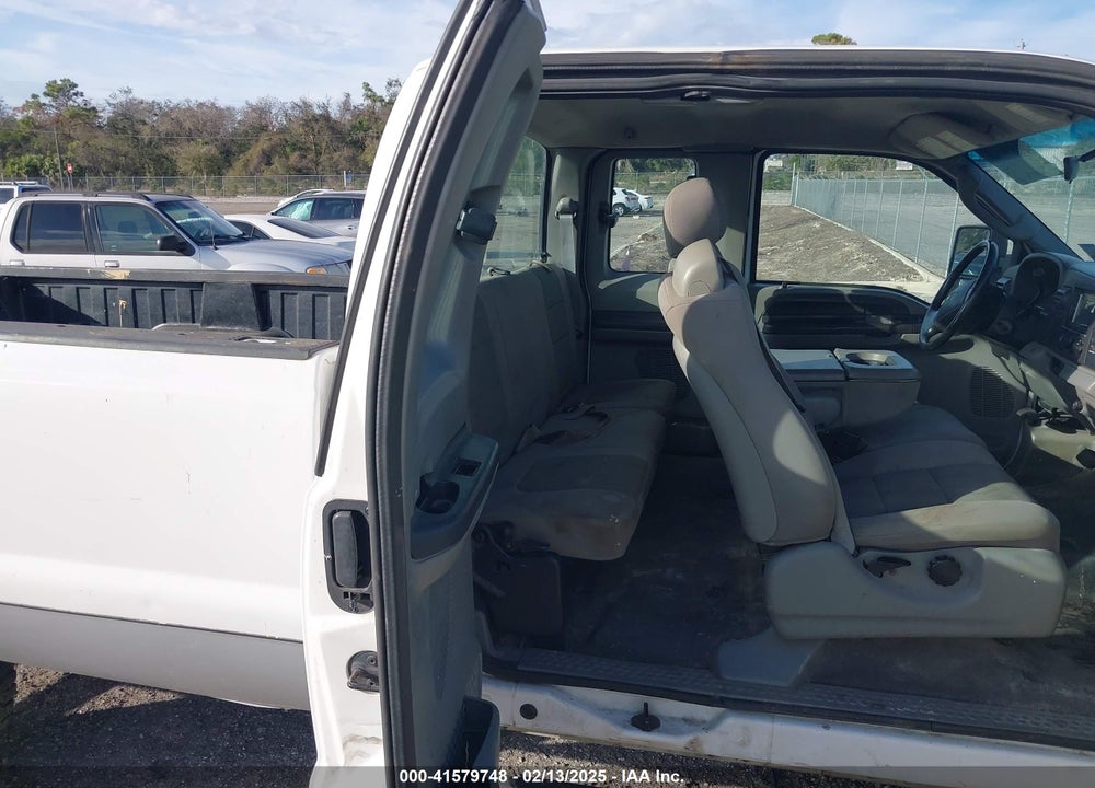 2005 FORD F-250 LARIAT/XL/XLT VIN: 1FTSX20P55EB64948