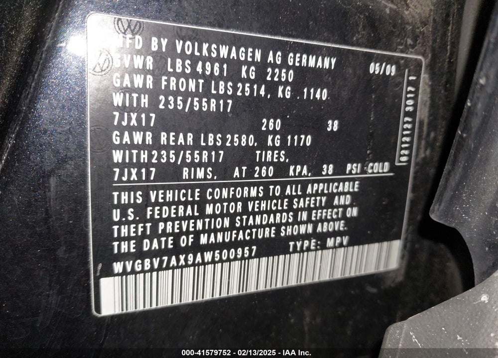 2010 VOLKSWAGEN TIGUAN VIN: WVGBV7AX9AW500957