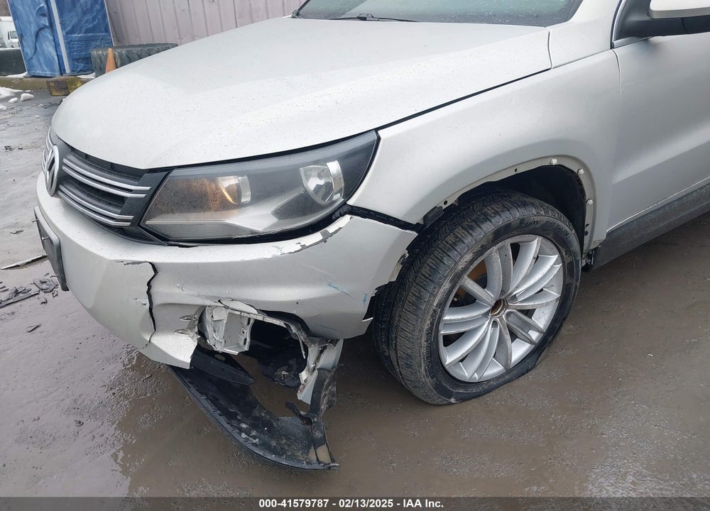 2012 VOLKSWAGEN TIGUAN VIN: WVGBV7AX6CW587008