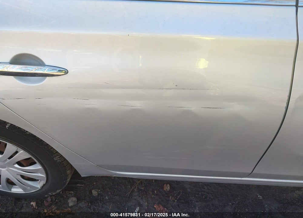 2017 NISSAN SENTRA VIN: 3N1AB7AP5HY331504