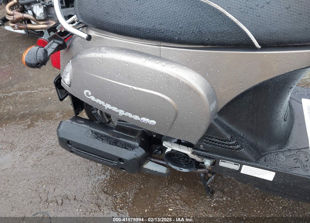 2013 KYMCO MOPED VIN: RFBG1G104DB03236
