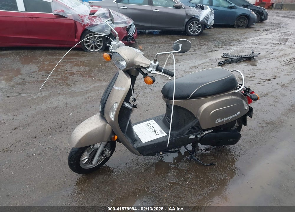 2013 KYMCO MOPED VIN: RFBG1G104DB03236