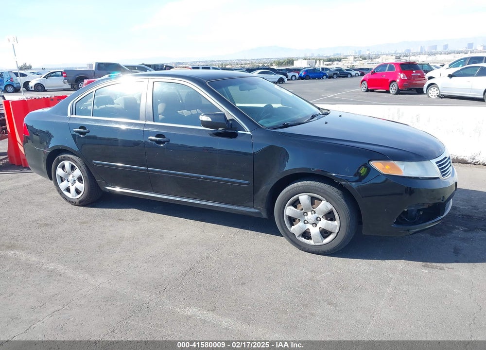 2009 KIA OPTIMA VIN: KNAGE228895356658