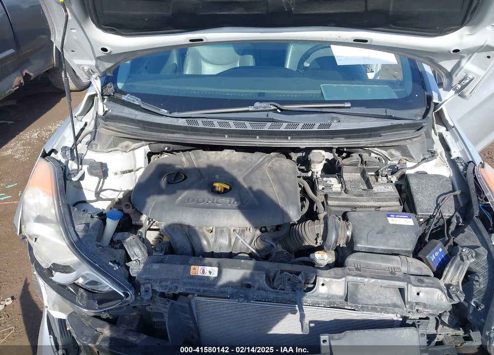2013 HYUNDAI ELANTRA VIN: KMHDH6AE9DU016425