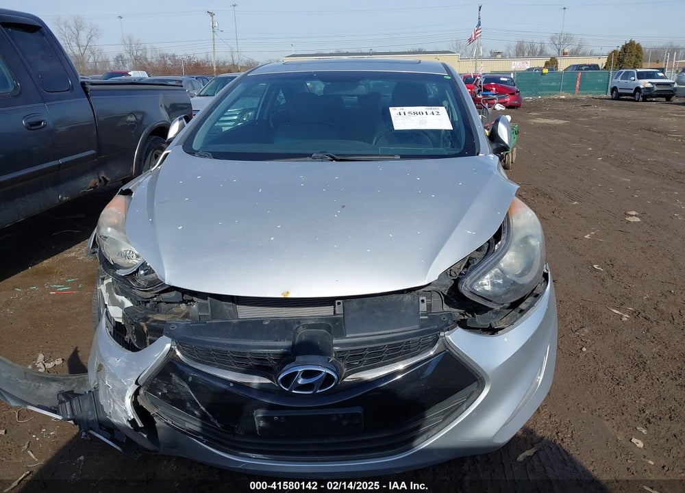 2013 HYUNDAI ELANTRA VIN: KMHDH6AE9DU016425