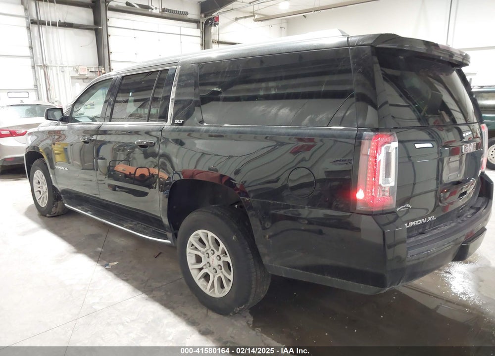 2018 GMC YUKON XL SLT VIN: 1GKS2GKC5JR346324