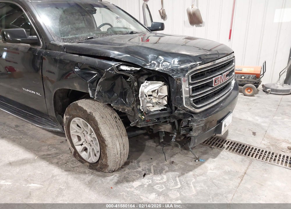 2018 GMC YUKON XL SLT VIN: 1GKS2GKC5JR346324