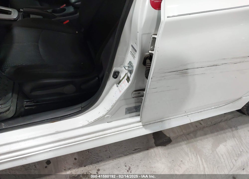 2014 NISSAN SENTRA VIN: 3N1AB7AP9EL618952
