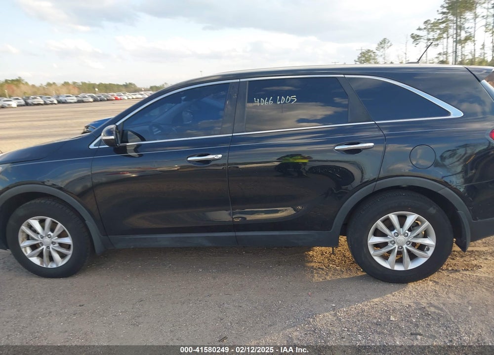2016 KIA SORENTO 2.4L L VIN: 5XYPG4A37GG186697