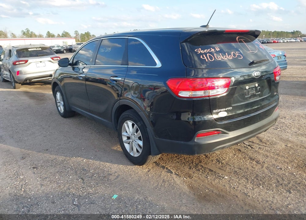 2016 KIA SORENTO 2.4L L VIN: 5XYPG4A37GG186697