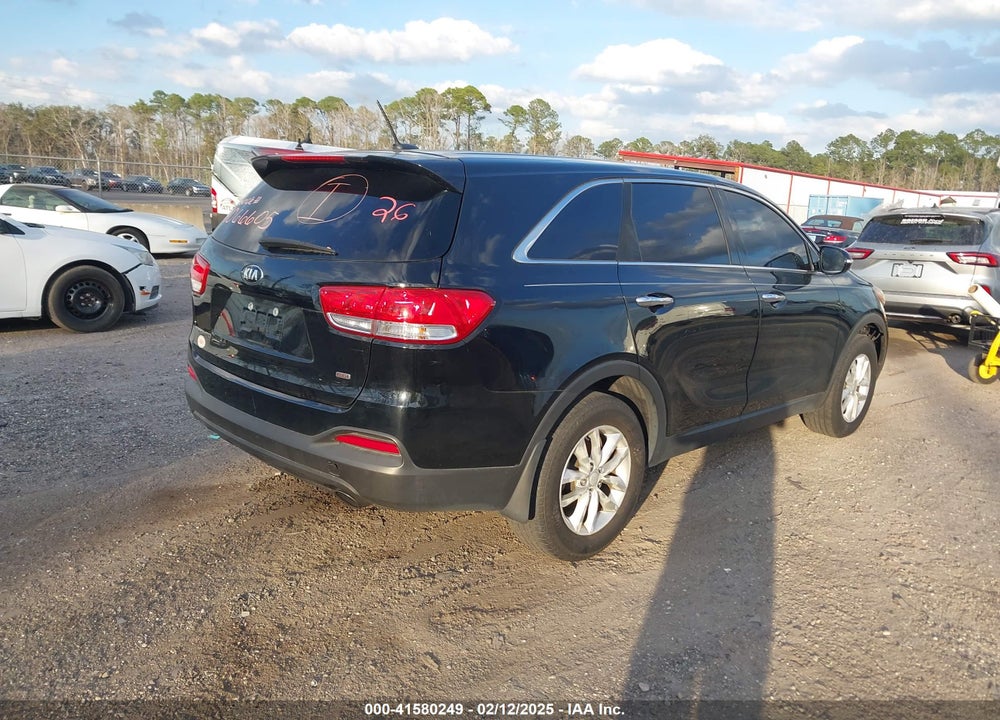 2016 KIA SORENTO 2.4L L VIN: 5XYPG4A37GG186697